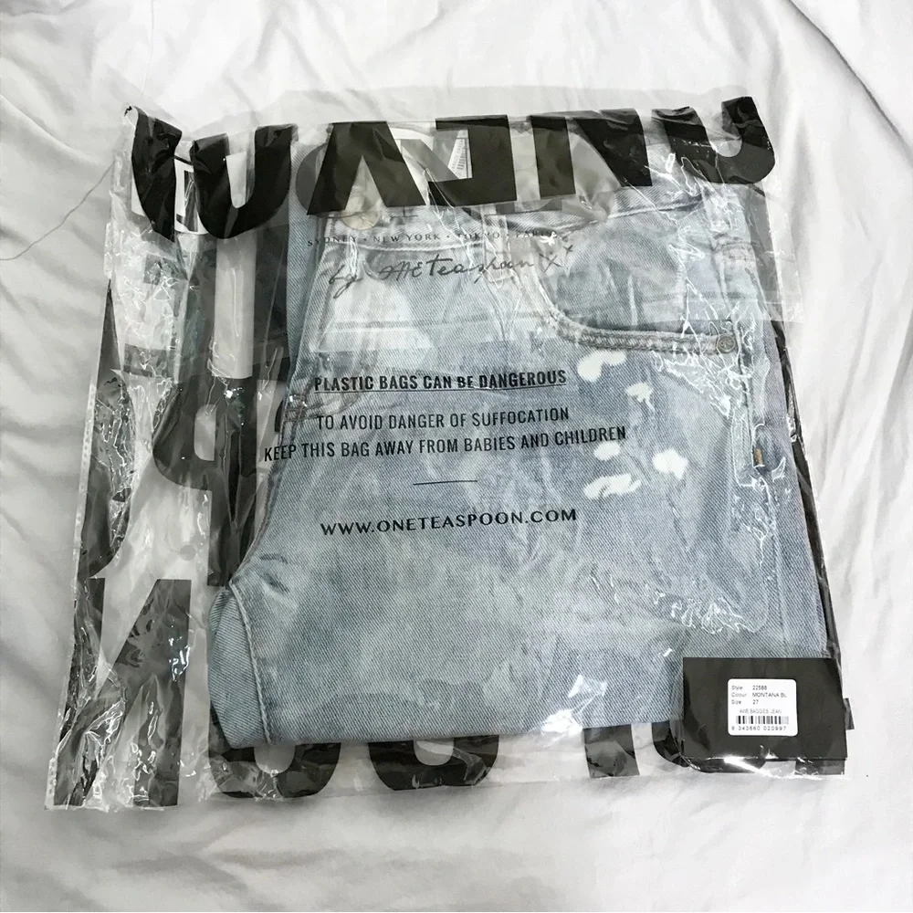 One Teaspoon Awesome Baggies in Montana Blue distressed jeans Size 27 NIB - Picture 2 of 5